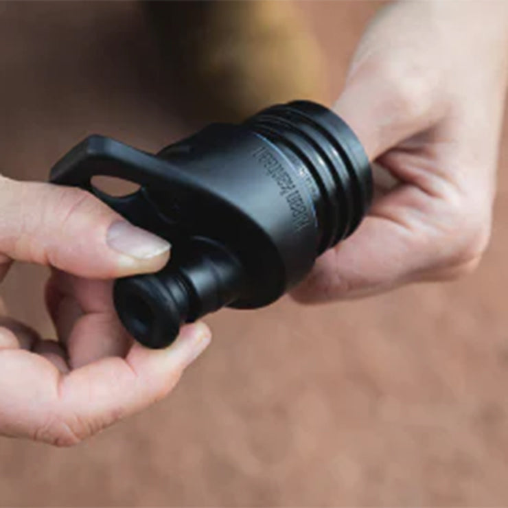classic-sport-cap-u6 sport_cap_maintenance_kit_pull_valve_out_lifestyle.jpg