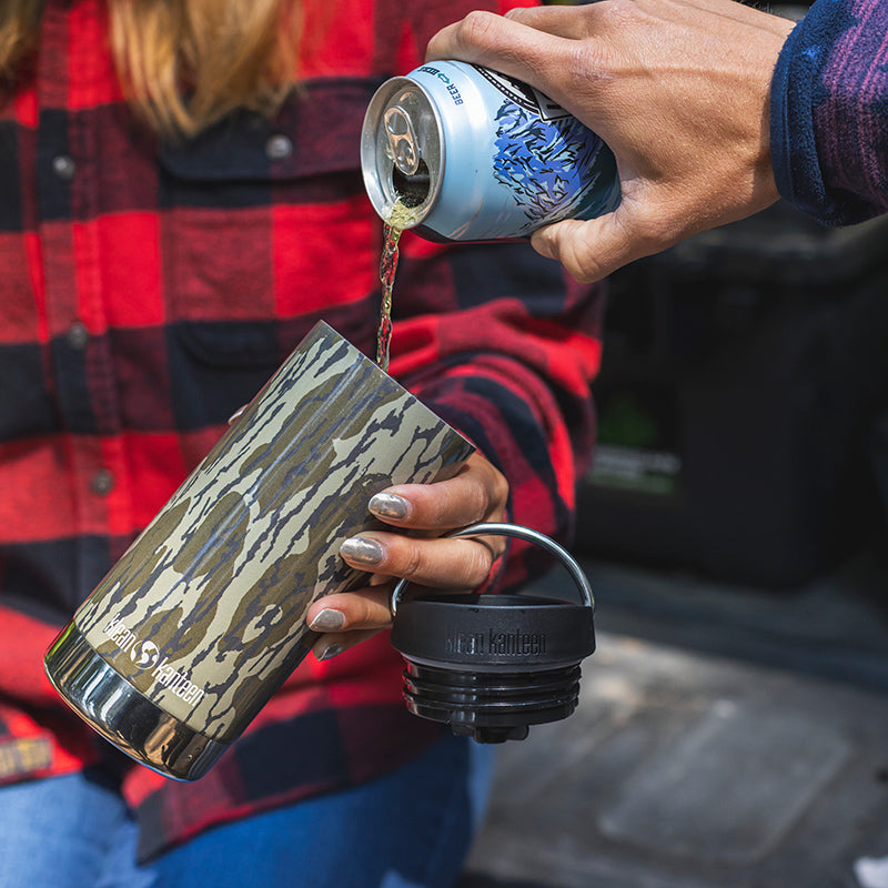 12oz-tkwide-with-cafe-cap-mossy-oak-t2 12oz_tumbler_mossyoak_bottomlands_beer_pour_square.jpg