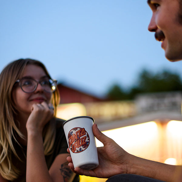 16oz-pint-cup-santa-cruz-w3 16oz_pints_santa_cruz_vacationdot_couple_square.jpg
