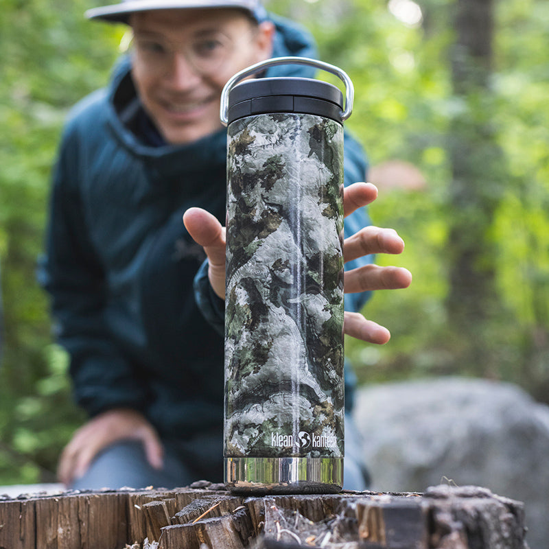 20oz-tkwide-with-twist-cap-mossy-oak-y4 20oz_bottle_twist_mossyoak_terragila_closeup_square.jpg