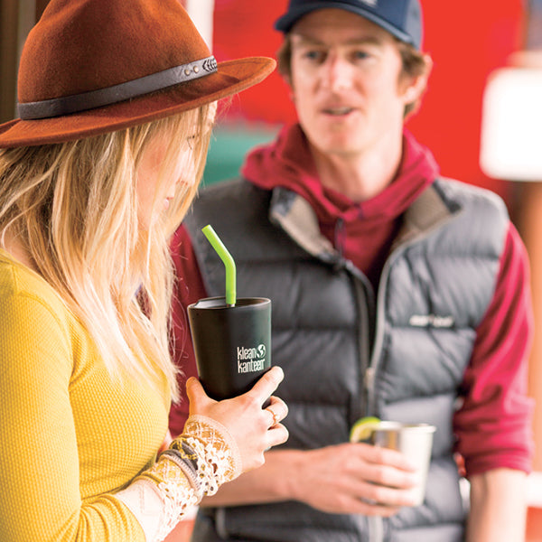 tumbler-straw-lid-with-straw-d6 K16VSSC-SB-guy-girl_style_9a499e23-5b7a-4a0d-b42e-d1b4b02627b2.jpg