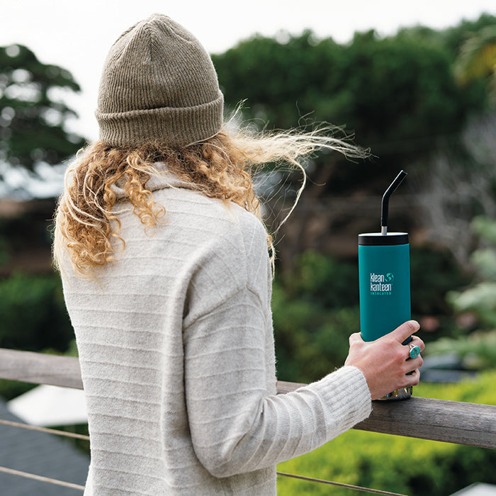 tkwide-straw-cap-j5 K20TKWPCC-EB-20pz-bottle-straw-cap_lifestyle.jpg