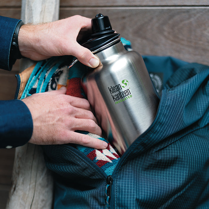 tkwide-chug-cap-i7 K64TKWSSL-BS-Chug-Cap-Out-of-Duffle_lifestyle.jpg