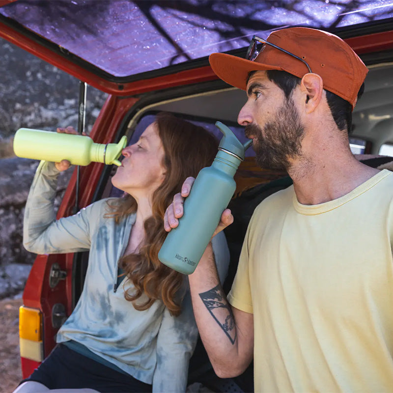 classic-flip-seal-sport-cap-o6 classic_27oz_flip_seal_couple_tailgate_tip-sip_square.jpg