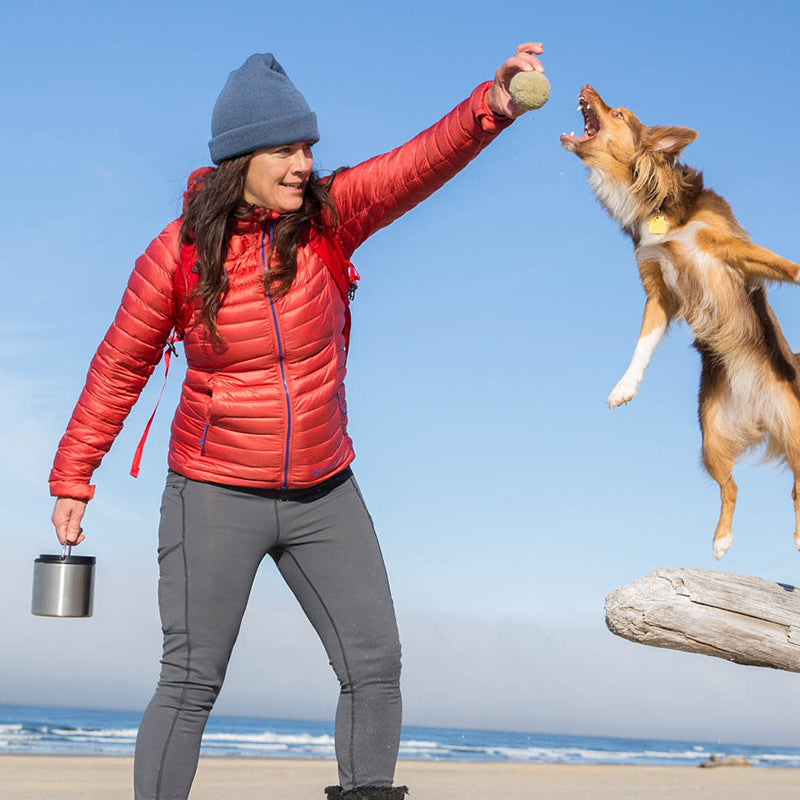 32oz-tkcanister-food-container-q2 food_canister_32oz_girl_beach_dog_jump_square.jpg