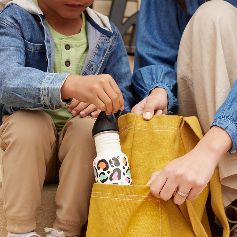 12oz-kid-s-classic-with-flip-seal-sport-cap-k4 kid_sport_flip_seal_12oz_bag_pull_square.jpg