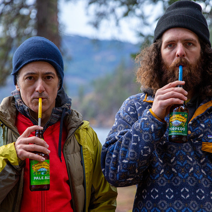 straw-4-pack-q2 recycled_steel_straws_beers_dudes_lifestyle.jpg