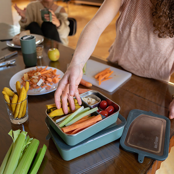 55oz-rise-food-box-big-meal-s3 rise_food_lunch_box_big_meal_veggie_dividers_square.jpg