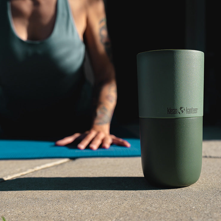 smoothie-set-u3 smoothie_kit_rise_tumbler_seaspray_closeup.jpg