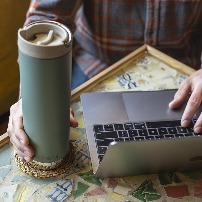 20oz-tkwide-with-cafe-cap-e7 tkwide_20oz_insulated_tumbler_cafe_laptop_closeup_square.jpg